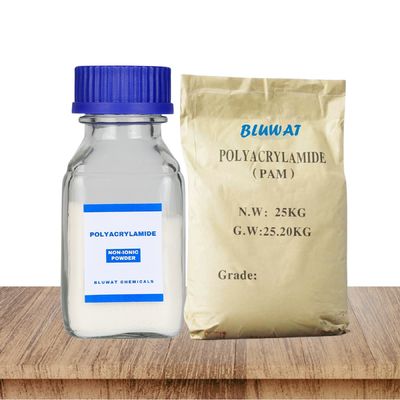 شراء المواد الكيميائية غير اليونية N630 Polyacrylamide Sludge Thickening Dewatering المستخدمة في تنقية المياه التصنيع عبر الإنترنت
