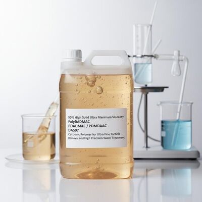 شراء 50 ٪ عالية الصلبة فوق الحد الأقصى من اللزوجة PolyDADMAC بوليمر الأمونيوم الرباعي لإزالة الجسيمات الدقيقة للغاية في معالجة المياه عالية الدقة التصنيع عبر الإنترنت